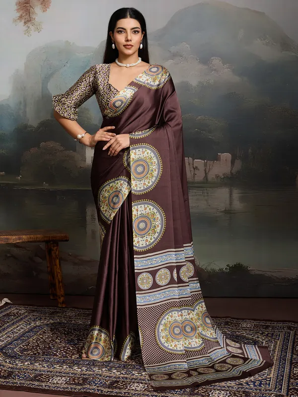 Women's_Satin_Dark_Brown_Printed_Designer_Saree_With_Blouse_Piece