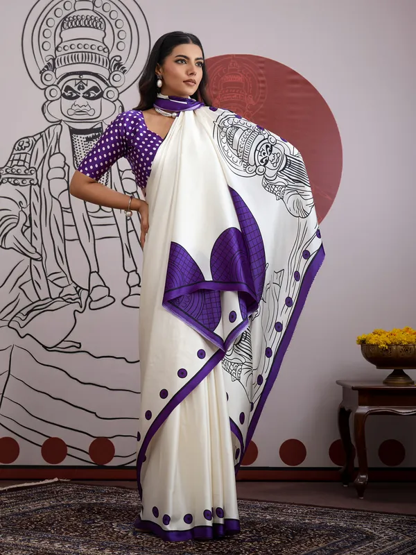 Women's_Satin_White_Printed_Designer_Saree_With_Blouse_Piece