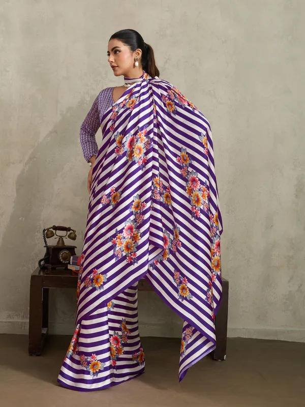 Women's_Satin_Purple_Printed_Designer_Saree_With_Blouse_Piece