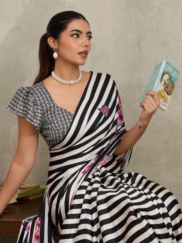 Women's_Satin_Black_Printed_Designer_Saree_With_Blouse_Piece