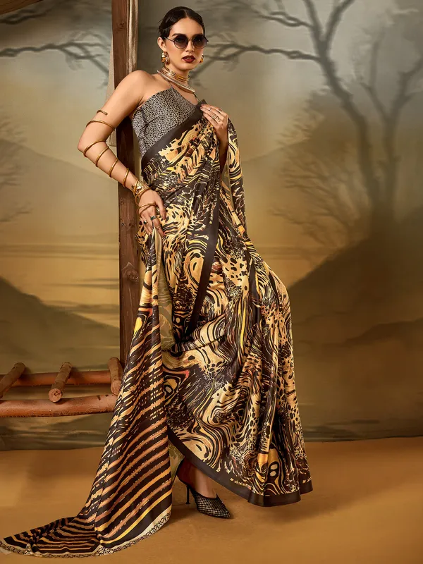 Women's_Crepe_Beige_Printed_Designer_Saree_With_Blouse_Piece