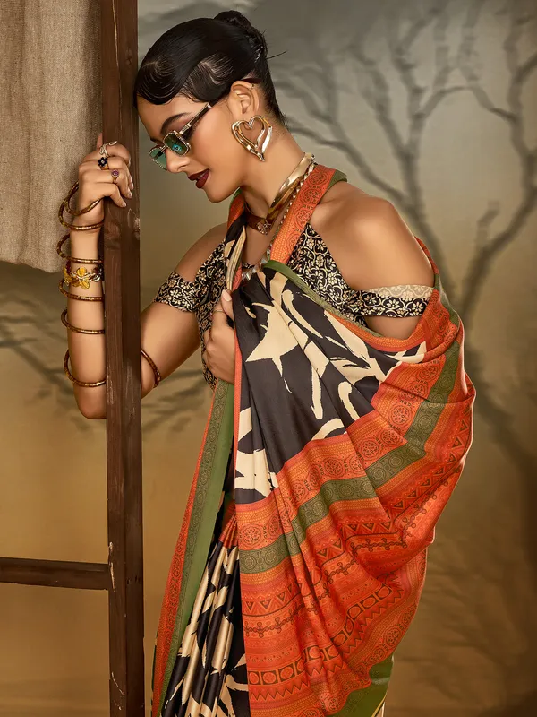 Women's_Crepe_Black_Printed_Designer_Saree_With_Blouse_Piece