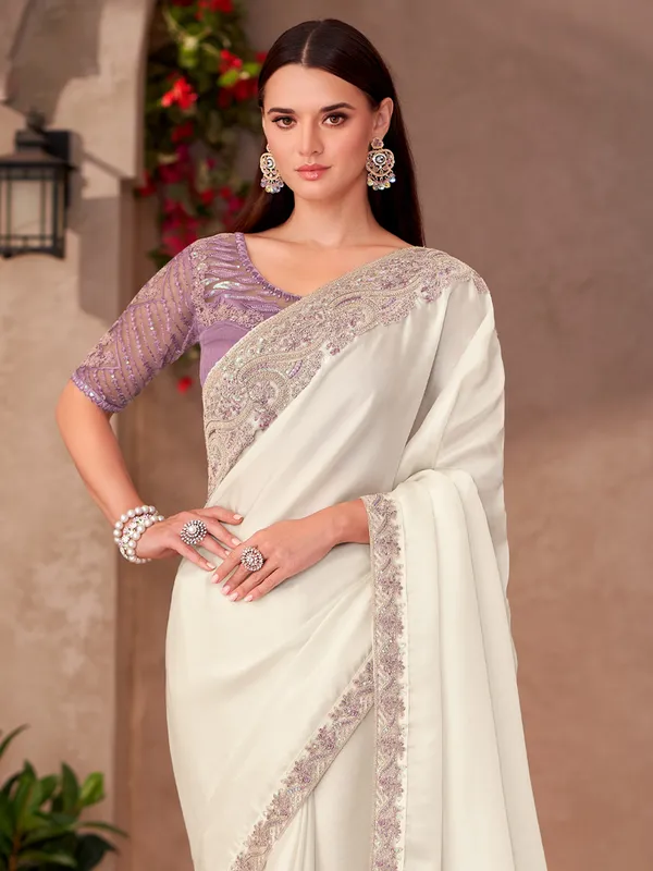 Women's_Georgette_Off_White_Embellished_Designer_Saree_With_Blouse_Piece