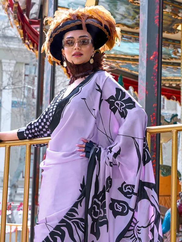 Women's_Crepe_Lavender_Printed_Designer_Saree_With_Blouse_Piece