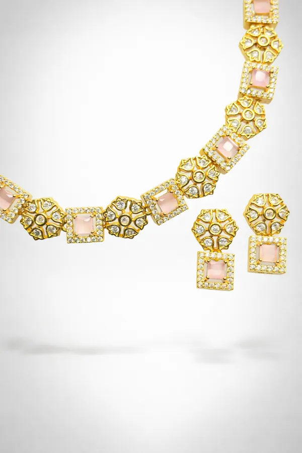 Elara_Necklace_Set
