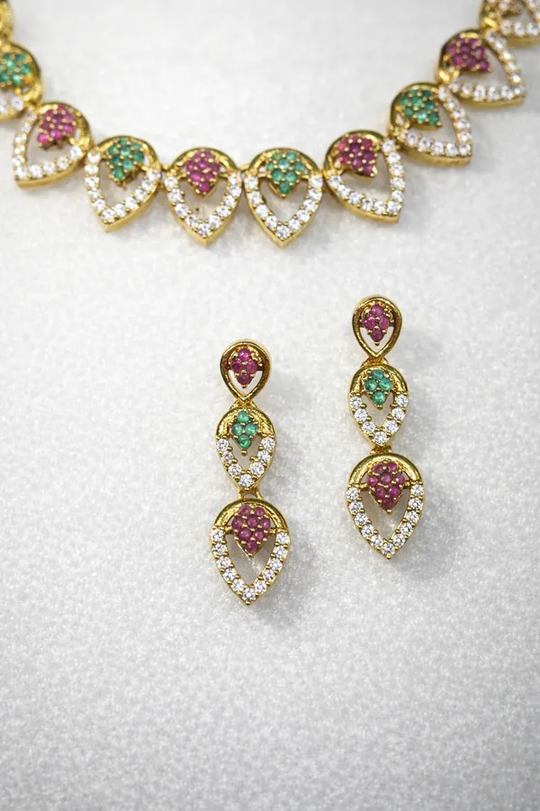Flora_Necklace_Set