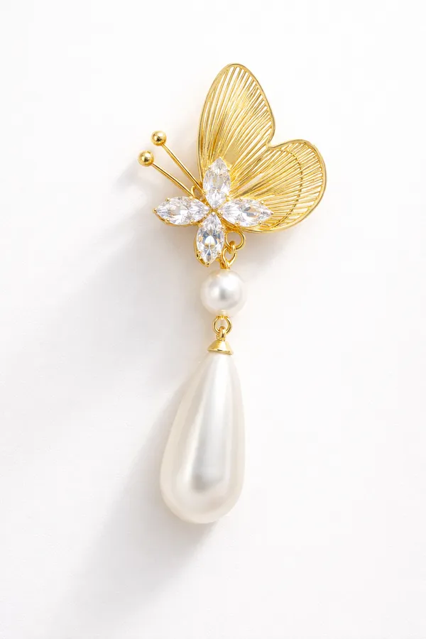 Gold-Polished_Pearl_Flutter_Earrings