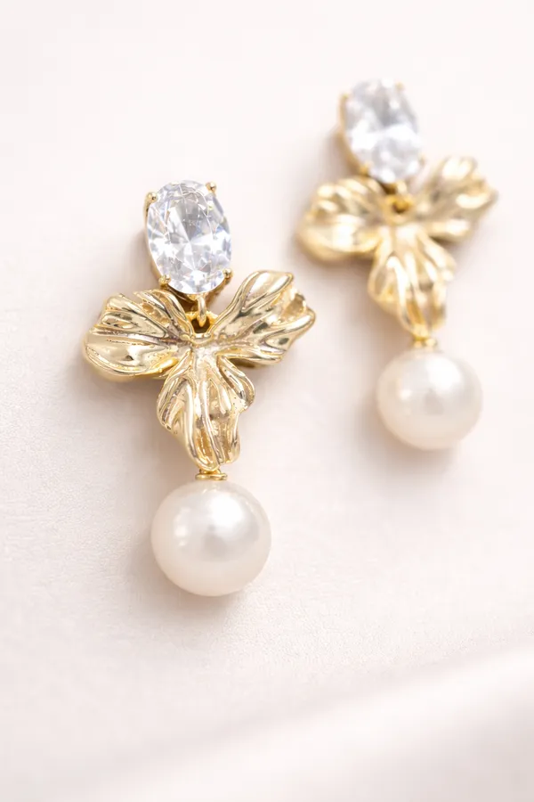 Gold-Polished_Seraph__Drops_Earrings_With_Crystal_&_Pearl_Accent