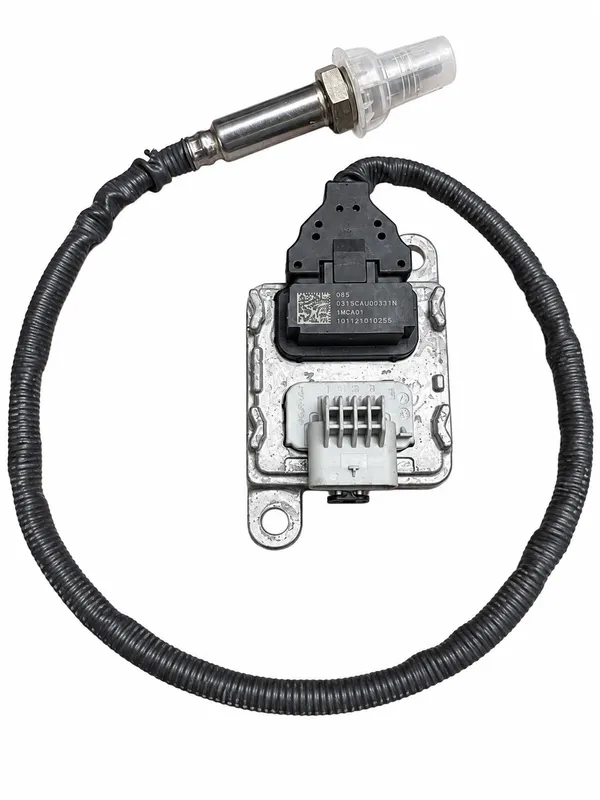 Mahindra_NOx_(Nitrogen_Oxide)_sensor,_with:__Mahindra_part_number:_0315CAU00331N_(Knob_Sensor)