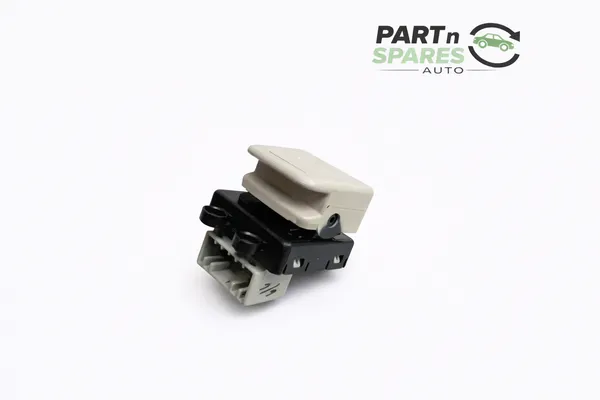 Mahindra_Rexton_Sunroof_Switch
