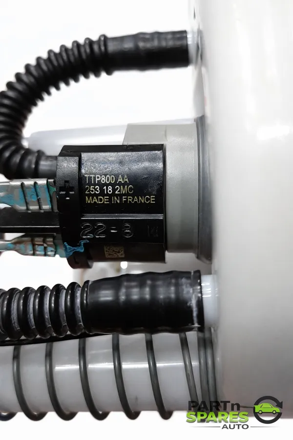 Nissan_micra_fuel_pump