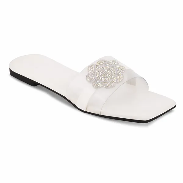 Pearl_White_Soft_Leather_Comfortable_Flat_For_Women