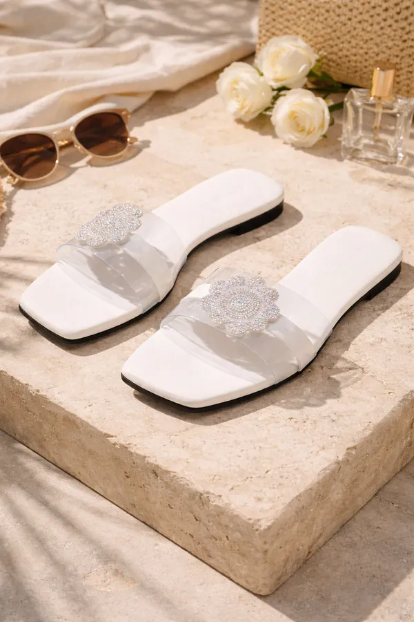 Pearl_White_Soft_Leather_Comfortable_Flat_For_Women