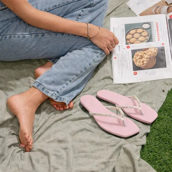 Blush_Pink_Soft_Leather_Comfortable_Flat_For_Women