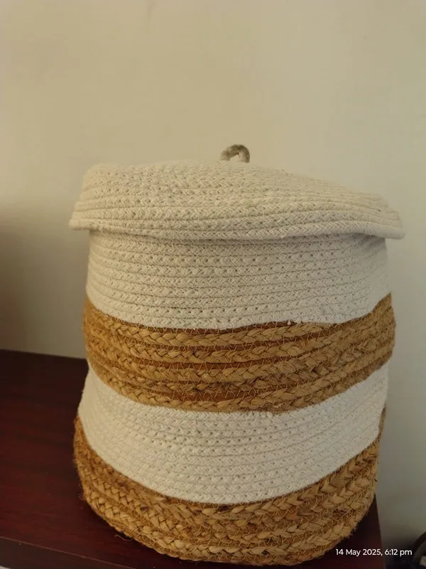 Vetiver_Laundry_Basket_Black_And_Beige