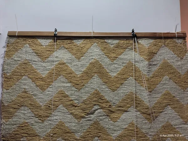 Vetiver_Blinds_Wave_3Ft_X_7Ft_Curtain_Blind