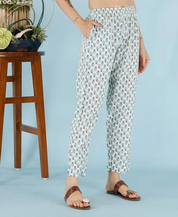 Blue_Trendy_Floral_Screen_Print_Cotton_Straight_Kurta_With_Pant_And_Dupatta_For_Women