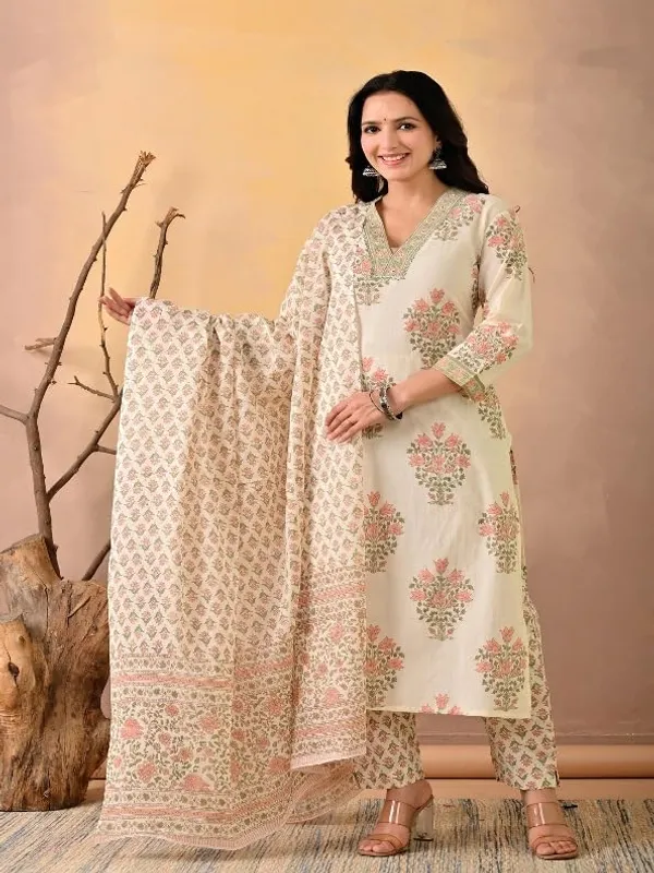 Beige_And_Pink_Trendy_Floral_Screen_Print_Cotton_Straight_Kurta_With_Pant_And_Dupatta_For_Women