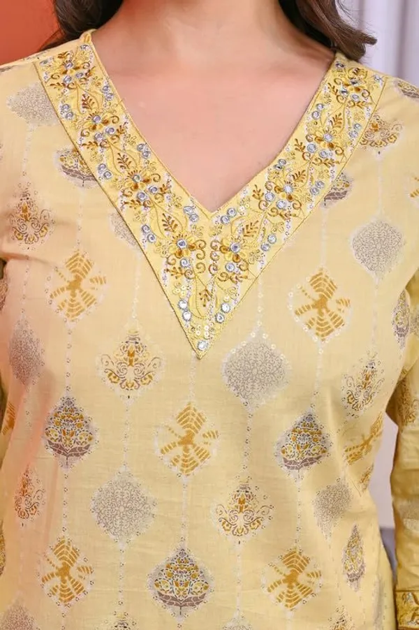Yellow_Trendy_Floral_Screen_Print_Cotton_A-Line_Yellow_Kurta_With_Pant_And_Dupatta_For_Women