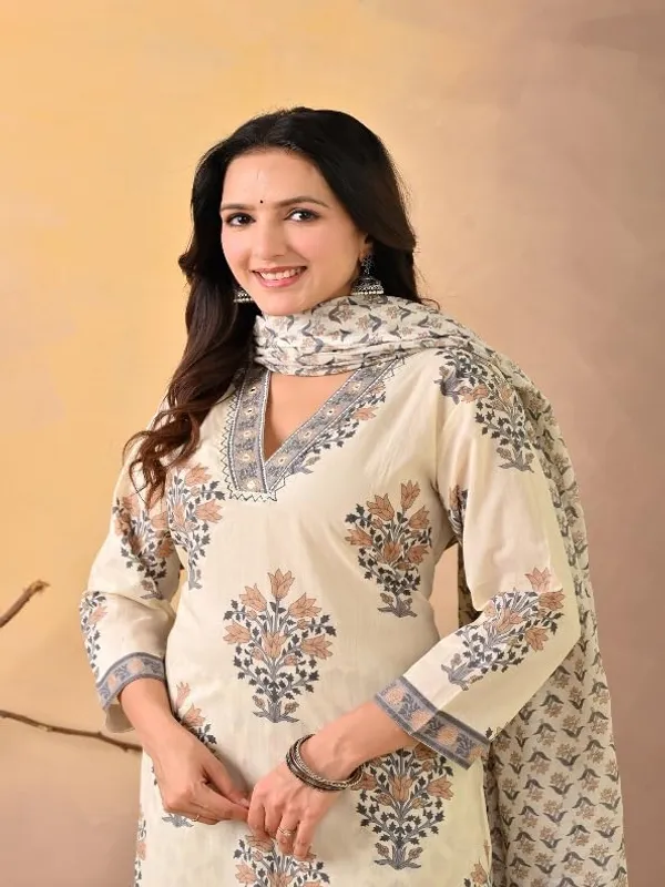 Beige_Trendy_Floral_Screen_Print_Cotton_Straight_Kurta_With_Pant_And_Dupatta_For_Women