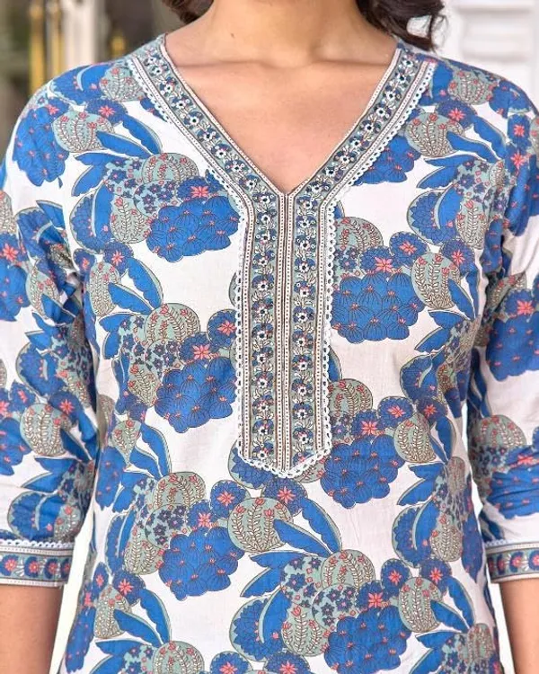 Teal_Blue_Trendy_Floral_Block_Print_Cotton_Straight_Kurta_With_Pant_And_Dupatta_For_Women