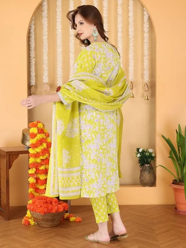 Yellow_Trendy_Floral_Screen_Print_Cotton_Straight_Kurta_With_Pant_And_Dupatta_For_Women