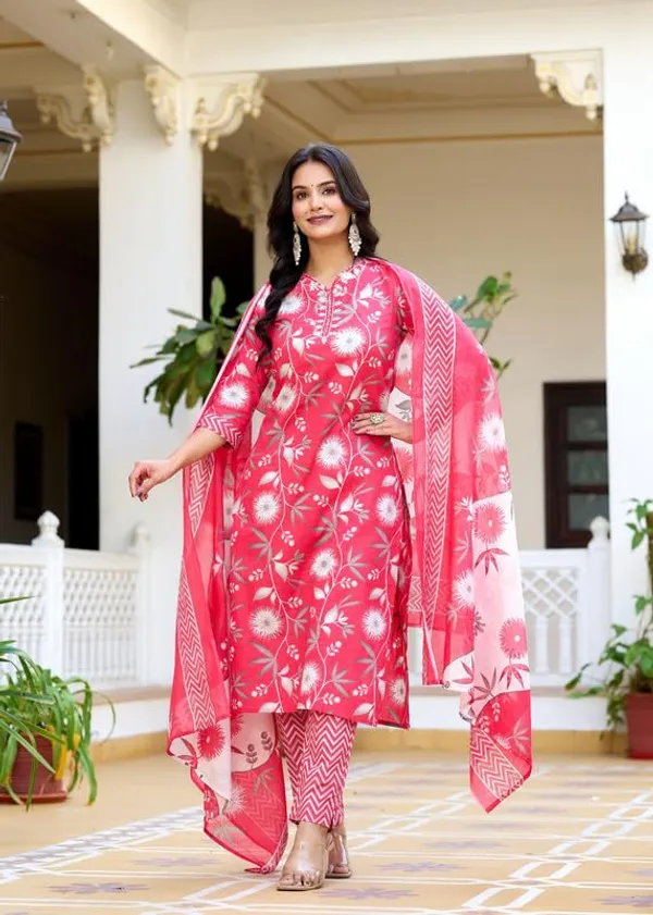 Rani_Trendy_Floral_Screen_Print_Cotton_Straight_Kurta_With_Pant_And_Dupatta_For_Women