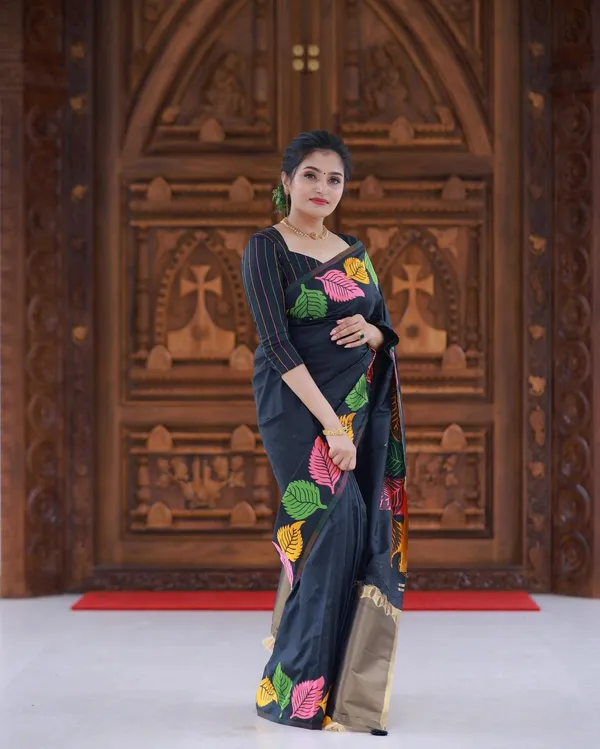 Banarasi_Soft_Silk_BLACK_Premium-Fancy_Saree_With_Blouse_For_Women