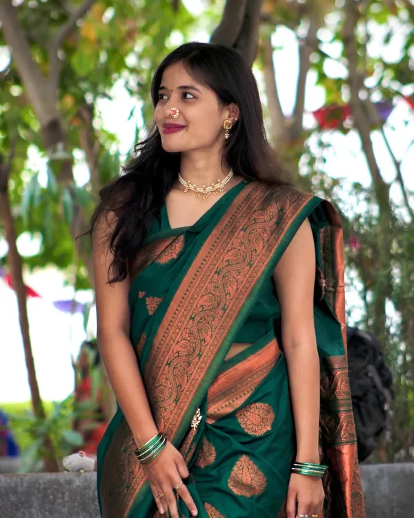 Banarasi_Soft_Silk_BOTTLE-GREEN_Premium-Fancy_Saree_With_Blouse_For_Women