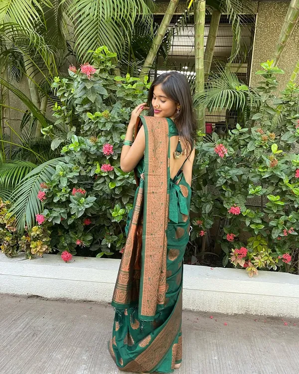 Banarasi_Soft_Silk_BOTTLE-GREEN_Premium-Fancy_Saree_With_Blouse_For_Women