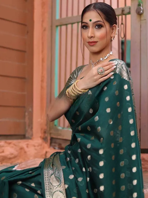 Banarasi_Soft_Silk_GREEN_Premium-Fancy_Saree_With_Blouse_For_Women