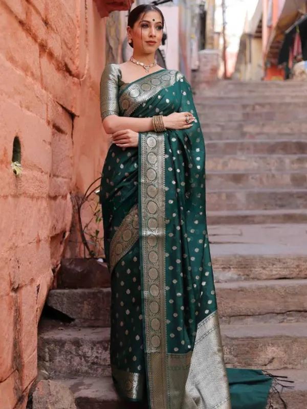 Banarasi_Soft_Silk_GREEN_Premium-Fancy_Saree_With_Blouse_For_Women