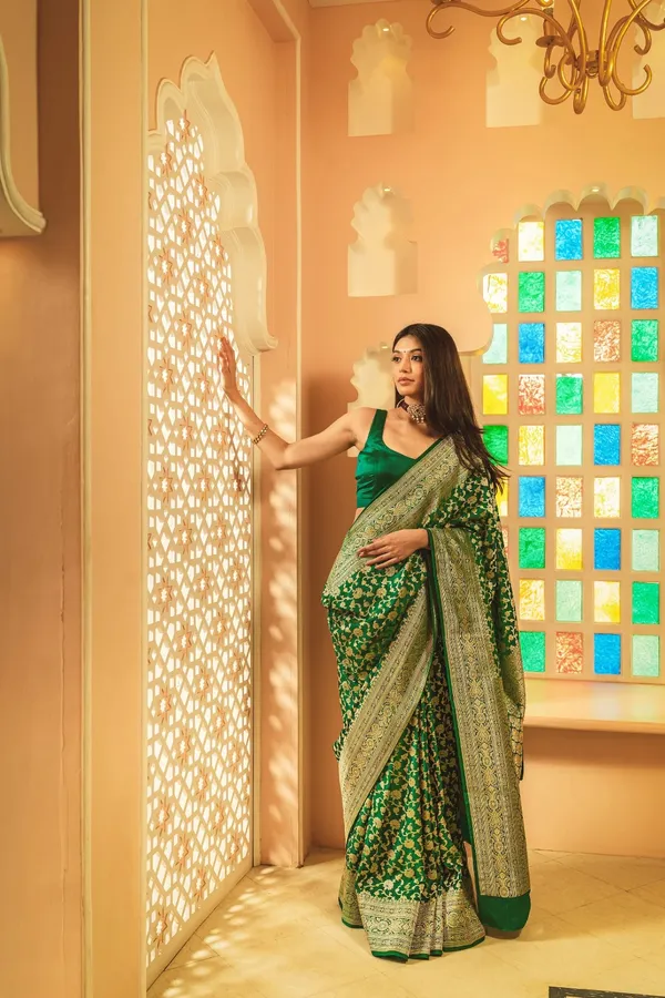 Banarasi_Soft_Silk_GREEN_Premium-Fancy_Saree_With_Blouse_For_Women