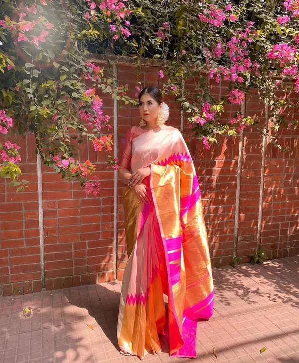 Banarasi_Soft_Silk_OFF-WHITE-GAJARI_Premium-Fancy_Saree_With_Blouse_For_Women