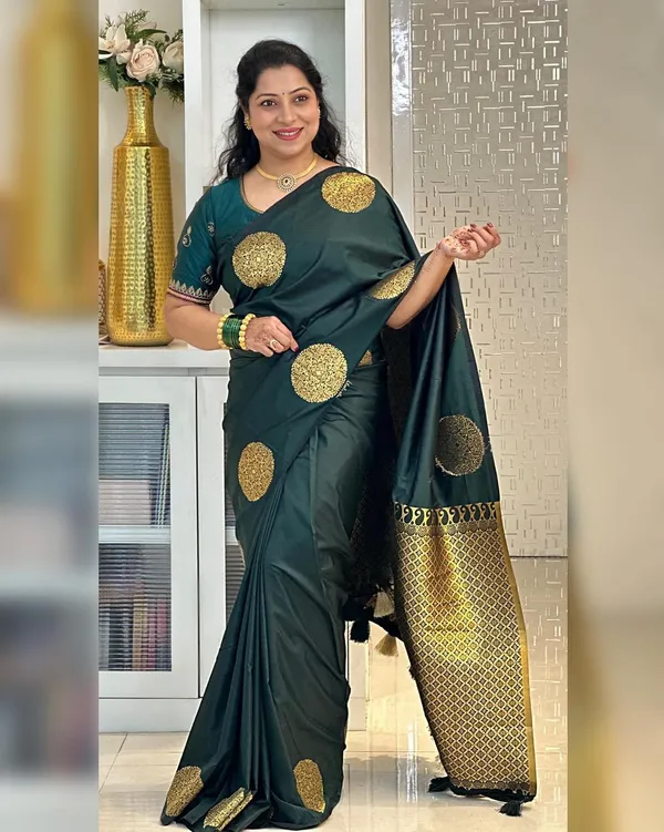 Banarasi_Soft_Silk_GREEN_Premium-Fancy_Saree_With_Blouse_For_Women
