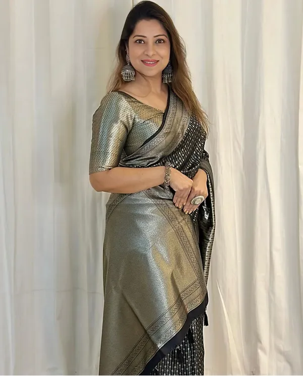 Banarasi_Soft_Silk_BLACK_Premium-Fancy_Saree_With_Blouse_For_Women