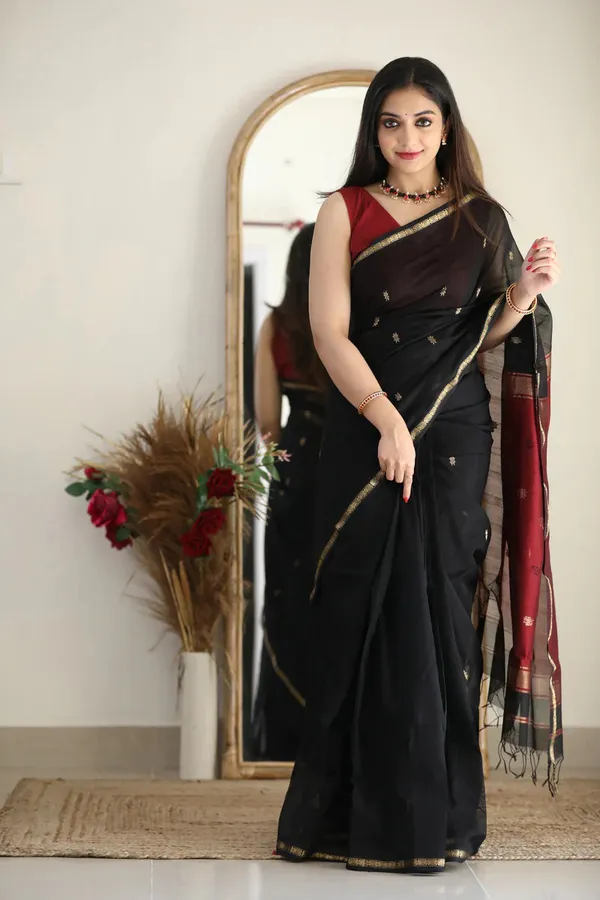 Banarasi_Soft_Silk_BLACK-MAROON_Premium-Fancy_Saree_With_Blouse_For_Women