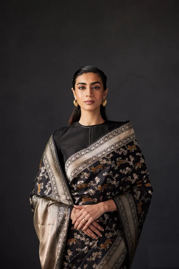 Banarasi_Soft_Silk_BLACK_Premium-Fancy_Saree_With_Blouse_For_Women