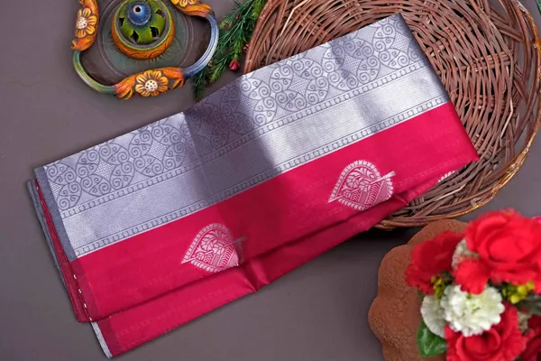Banarasi_Soft_Silk_GAJARI_Premium-Fancy_Saree_With_Blouse_For_Women