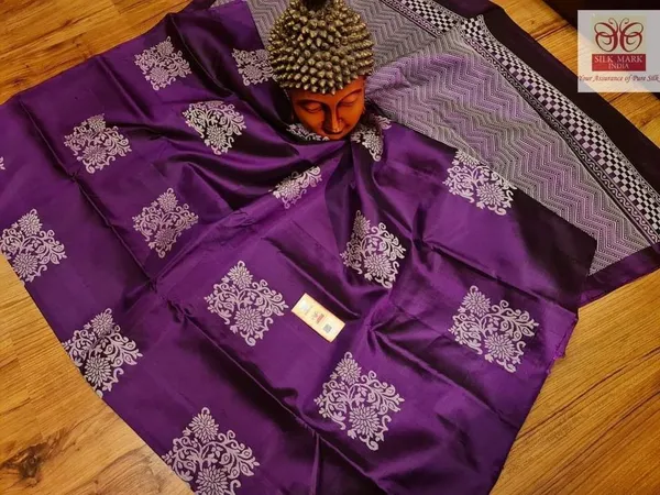 Banarasi_Soft_Silk_PYAJI_Premium-Fancy_Saree_With_Blouse_For_Women