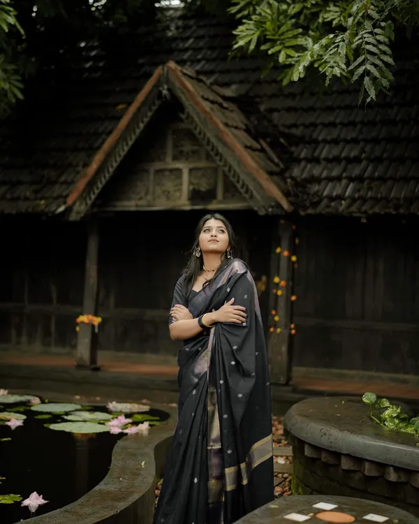 Pure_Soft_Cotton_BLACK_Premium-Fancy_Saree_With_Blouse_For_Women