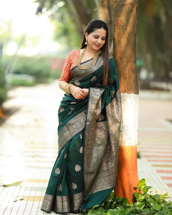 Banarasi_Soft_Silk_BOTTLE-GREEN_Premium-Fancy_Saree_With_Blouse_For_Women