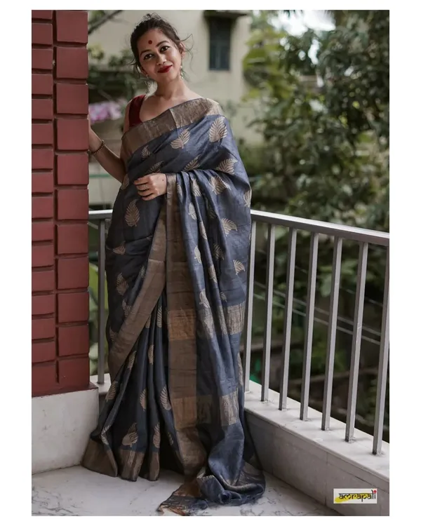 Pure_Soft_Cotton_GREY_Premium-Fancy_Saree_With_Blouse_For_Women