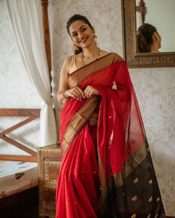 Pure_Soft_Cotton_RED-BLACK_Premium-Fancy_Saree_With_Blouse_For_Women