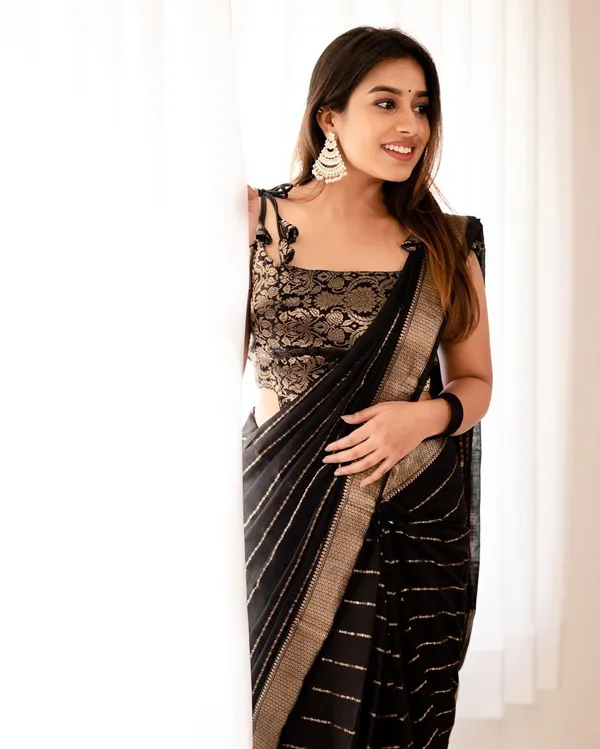 Banarasi_Soft_Silk_BLACK_Premium-Fancy_Saree_With_Blouse_For_Women