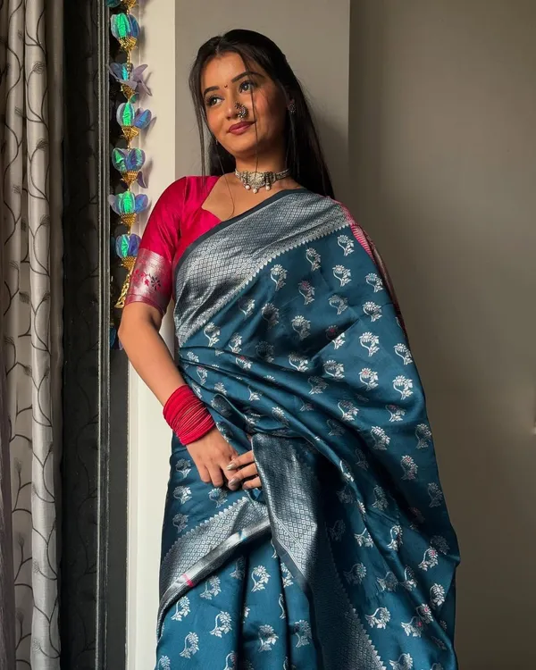 Banarasi_Soft_Silk_DARK-RAMA_Premium-Fancy_Saree_With_Blouse_For_Women