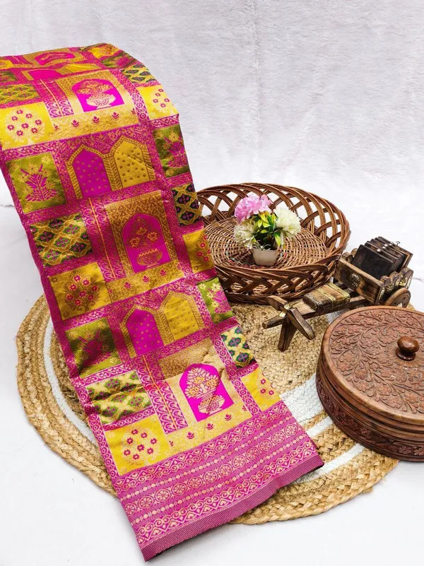 Banarasi_Soft_Silk_RANI_Premium-Fancy_Saree_With_Blouse_For_Women