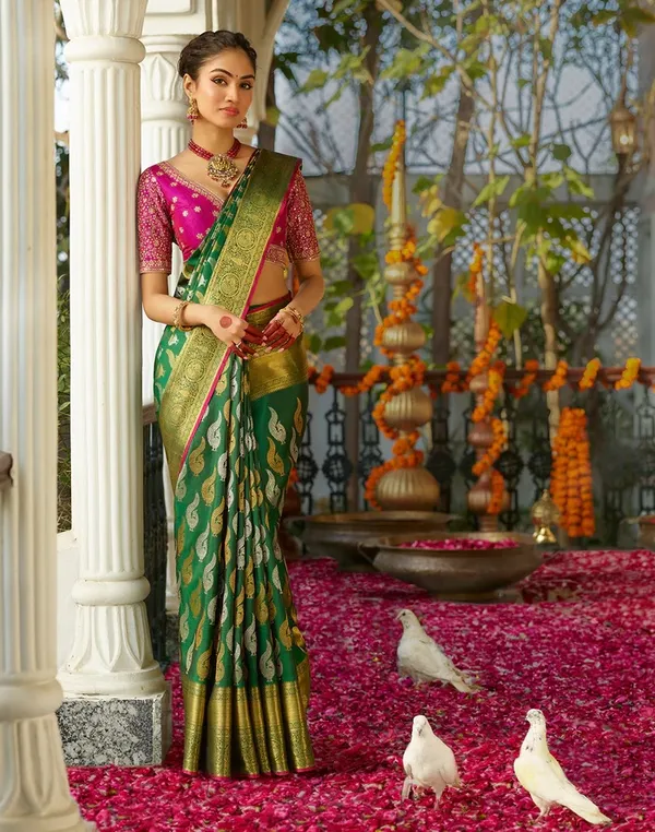 Banarasi_Soft_Silk_GREEN_Premium-Fancy_Saree_With_Blouse_For_Women