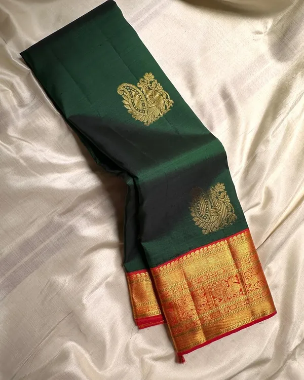 Banarasi_Soft_Silk_GREEN_Premium-Fancy_Saree_With_Blouse_For_Women