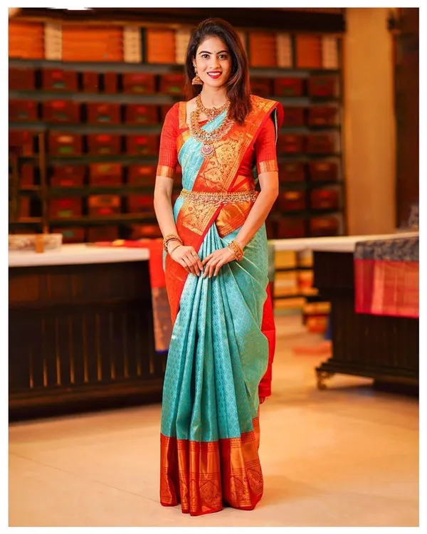 Banarasi_Soft_Silk_SAFFIRE-RED_Premium-Fancy_Saree_With_Blouse_For_Women